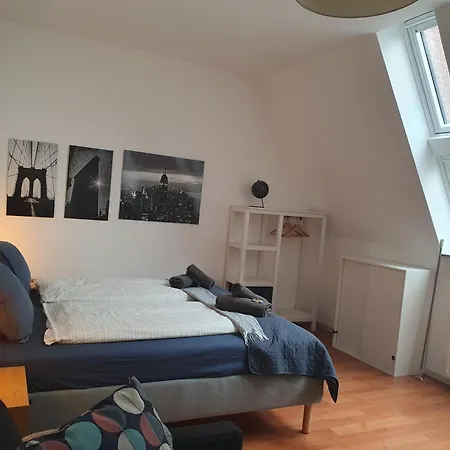 Lägenhet Zentrales Dachgeschoss-apartment *