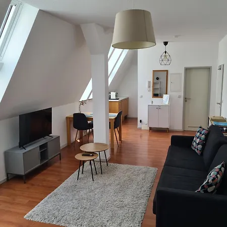Zentrales Dachgeschoss-apartment Bielefeld